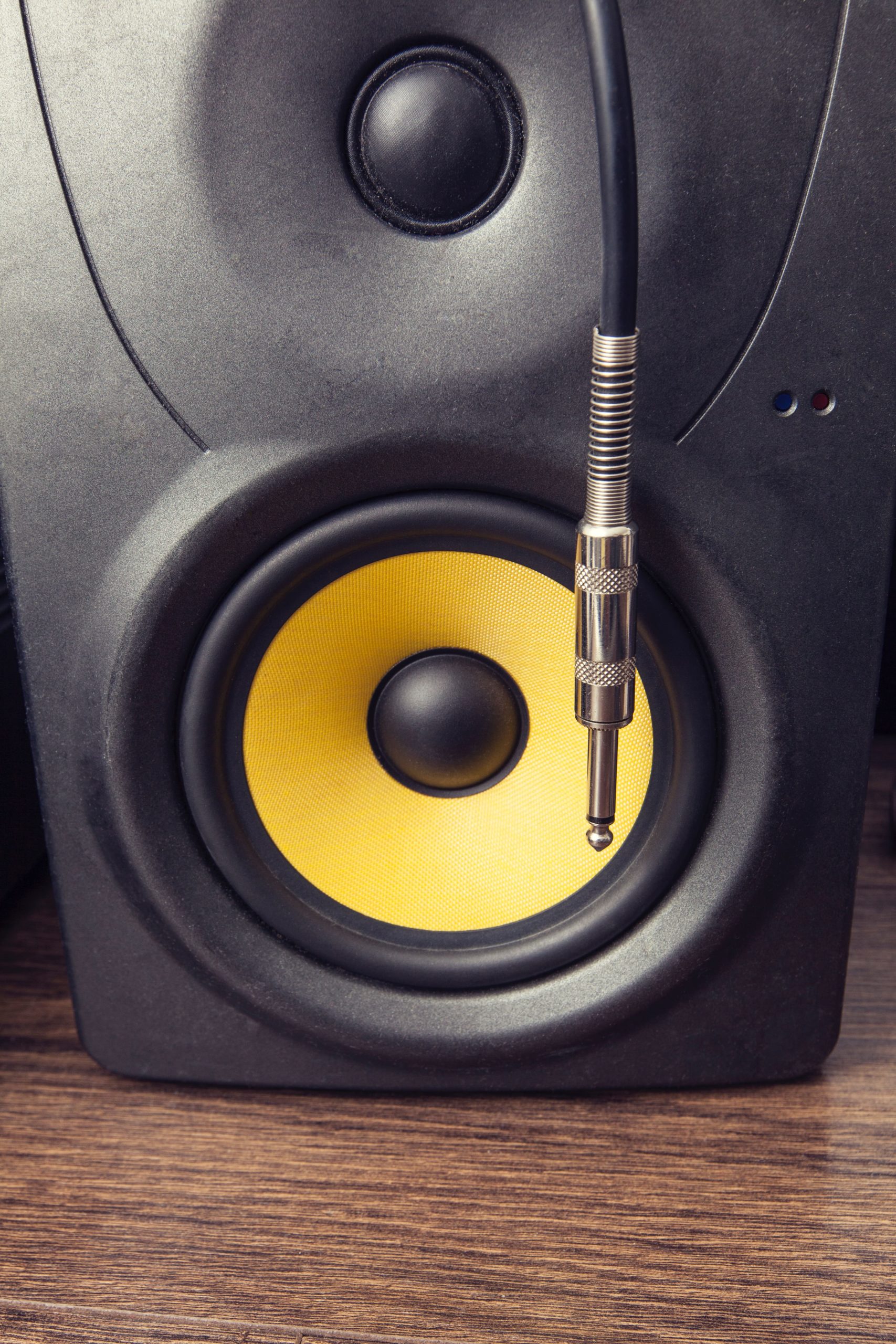 5 Beats Be your Music frank vessia IObPlZJpdjw unsplash scaled como conseguir que elijan mi local local 5 beats Pon la música que tus clientes quieren escuchar Imagina cómo puedes hacer pasar a tus clientes más tiempo en tu local. 5 Beats es la banda sonora que eligen tus clientes. El servicio de música para los locales de moda