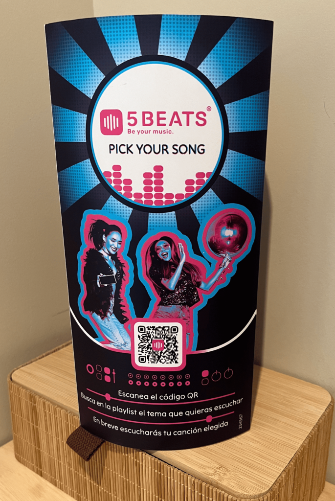 5 Beats Be your Music 5 beats QR 1 1 e1739436369417 5 beats escanea QR y vota canciones en tus locales favoritos